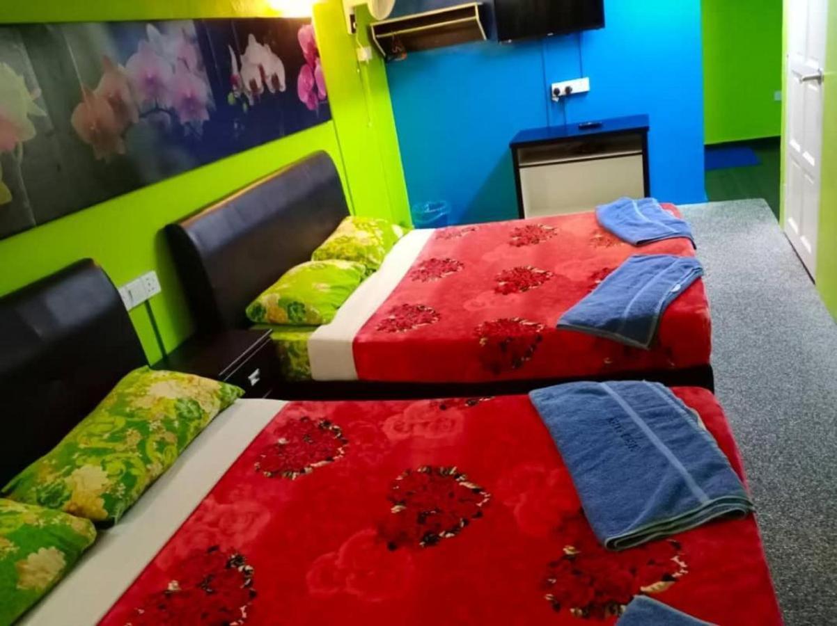 Oyo 90760 Lily Haven Hotel Tanah Rata Εξωτερικό φωτογραφία