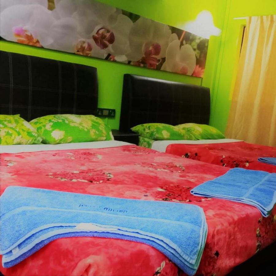 Oyo 90760 Lily Haven Hotel Tanah Rata Εξωτερικό φωτογραφία